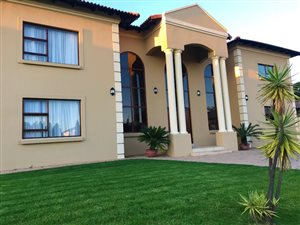 6 Bed House in Summerset Estate