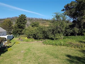 828 m² Land available in Green Pastures