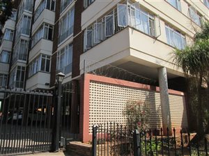 2.5 Bed Apartment in Muckleneuk