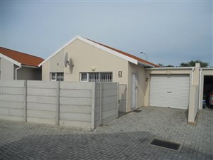 2 Bed Townhouse in Fairview