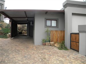 1 Bed Apartment in Bronkhorstbaai