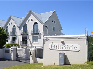 1 Bed Apartment in Hout Bay and surrounds