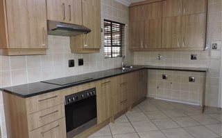 3 Bedroom Cluster in Strubens Valley