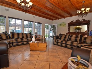4 Bed House in Florida Park