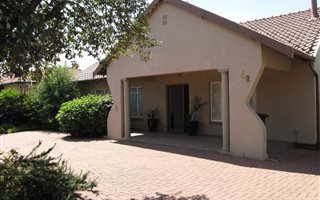 3 Bedroom House in Sunnyridge