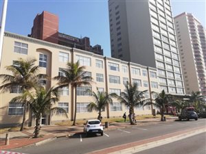 4 Bed Flat in North Beach