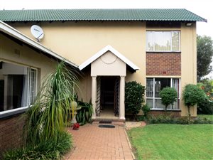 3 Bed House in Brackendowns