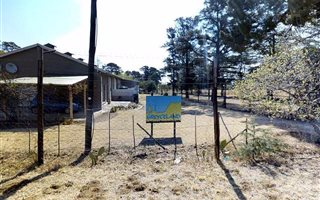 10 Bedroom House in Lady Grey