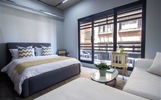 Bachelor apartment in New Doornfontein