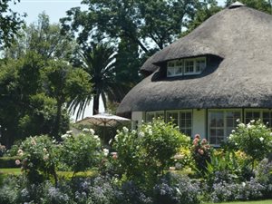 6 Bedroom House in Marlbank AH