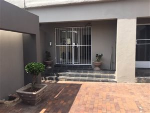 300 m² Office Space in Malvern East