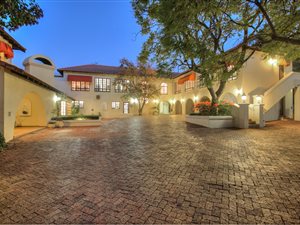 7 Bed House in Beaulieu