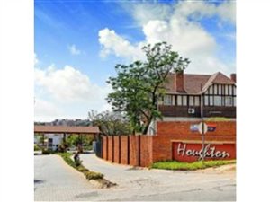 2 Bed Apartment in Houghton Estate