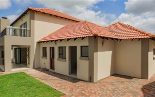 4 Bedroom House in Erand Gardens