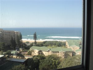 3 Bed Flat in Doonside
