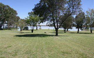 300 m² Land available in Vaal Dam