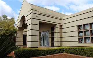 3 Bedroom Townhouse in Flora Park