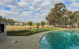 1042 m² Land available in Eye of Africa