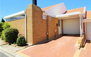 3 Bedroom Townhouse in Sonstraal East
