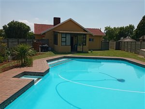 3 Bed House in Mayberry Park