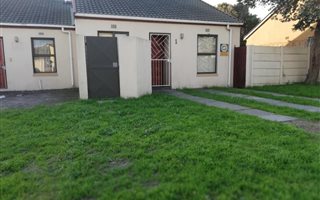 2 Bedroom House in Ottery