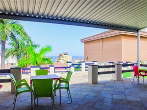2.5 Bed Apartment in Umhlanga Rocks