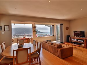 4 Bed House in Fish Hoek