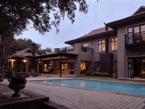 4 Bed House in Oubos Estate