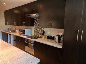 2 Bed Townhouse in Rietfontein