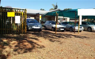 Commercial space in Sinoville