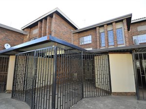 3 Bed Townhouse in Meyerspark