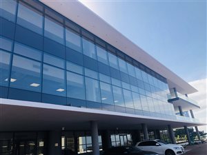 560 m² Commercial space in Umhlanga Ridge