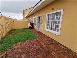 3 Bed Townhouse in Meyerton