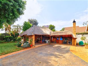 3 Bed House in Weltevreden Park