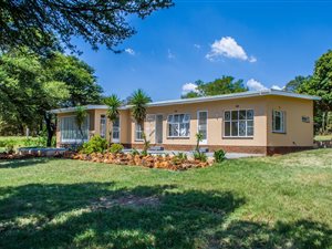 1.7 ha Farm in Sterkfontein and surrounds