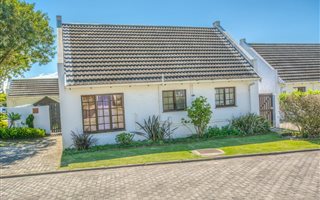 2 Bedroom Simplex in Lorraine