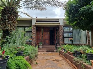3 Bed House in Postmasburg