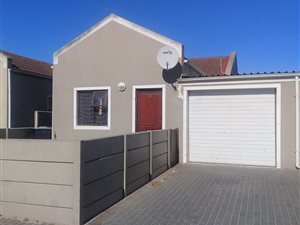 3 Bed House in Weltevreden Valley