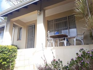 House in Hillcrest Central