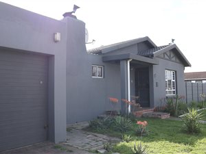 3 Bed House in Bernadino Heights