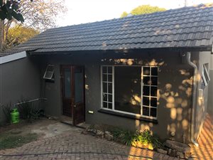 1 Bed Garden Cottage in Johannesburg North
