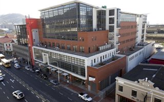 162 m² Retail Space in Woodstock