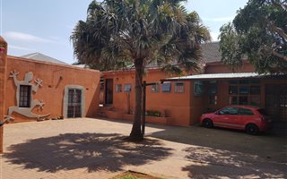 1 Bedroom Garden Cottage in Auckland Park