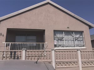 3 Bed House in Coronationville