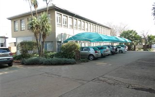 1300 m² Industrial space in Anderbolt
