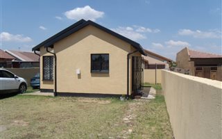 2 Bedroom House in Payneville