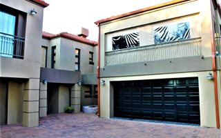 4 Bedroom House in Westlake Estate
