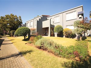 2 Bed Flat in Radiokop