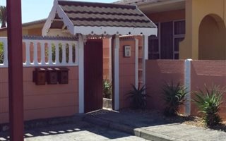 2 Bedroom Duplex in Goodwood