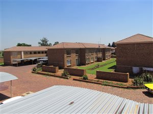 2 Bedroom Townhouse in Krugersrus